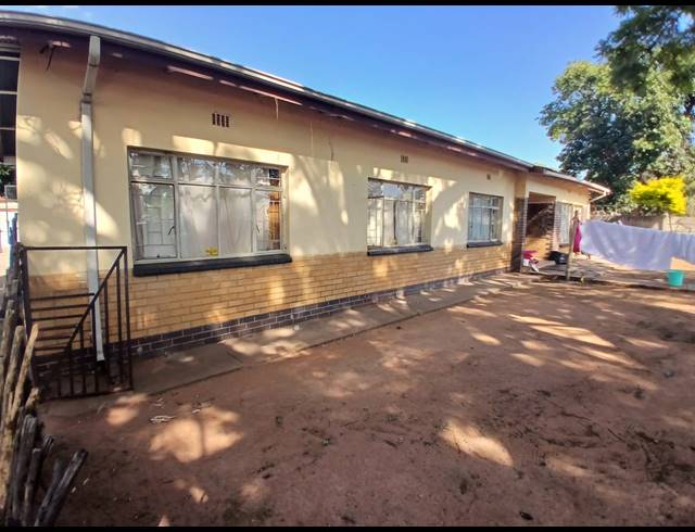 3 BEDROOM HOUSE FOR SALE IN BO-DORP